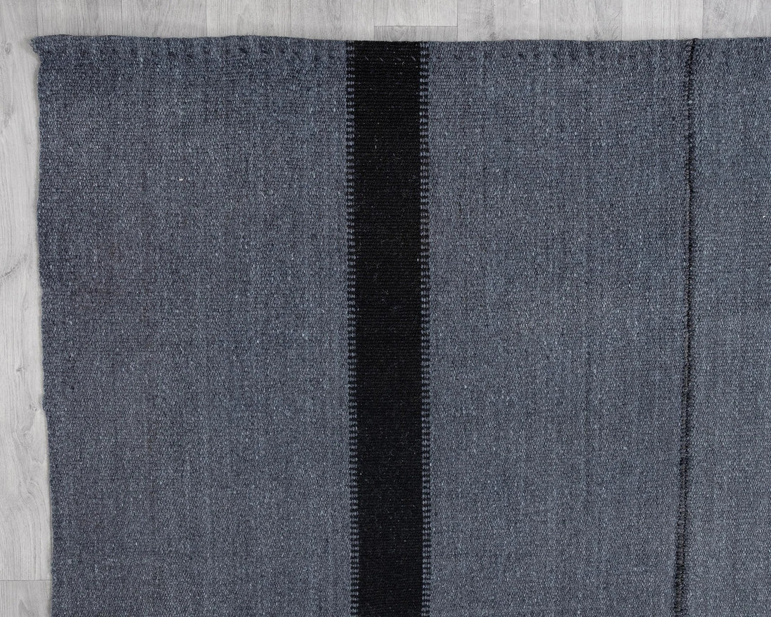 Black Kilim Rug 9' 10" x 12' 6" | No. VR68561