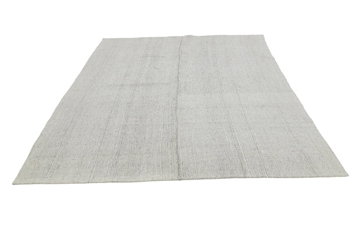 Gray Kilim Rug 7' 1" x 9' 4" | No. VR68621