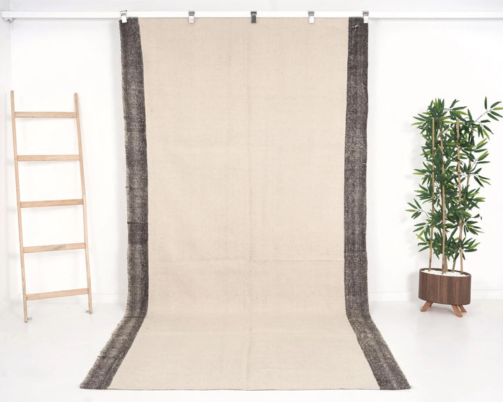 Beige Turkish Kilim Rug 5' 4" x 10' 4" Flat-Weave | No. VR69051