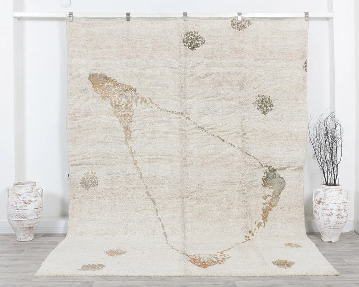 White Turkish Vintage Rug 7' 6" x 9' 10" Hand-Knotted | No. VR69058