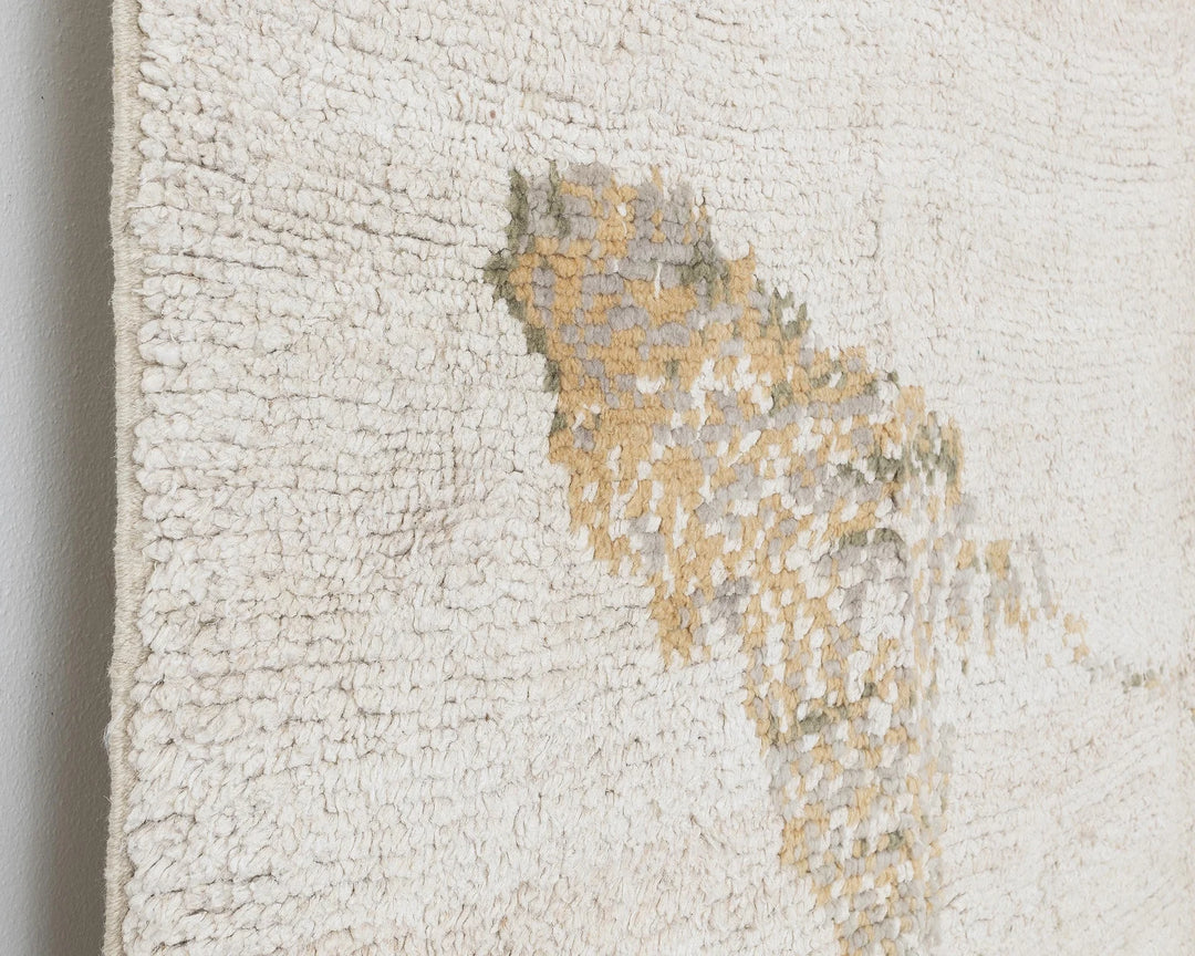 White Turkish Vintage Rug 7' 6" x 9' 10" Hand-Knotted | No. VR69058