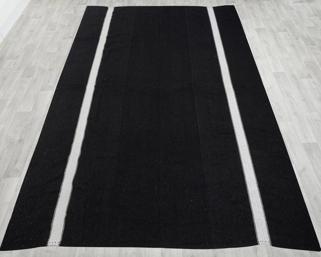 Brown Kilim Rug 9' 10" x 12' 8" | No. VR69100