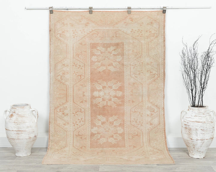 Beige Turkish Oushak Rug 4' 1" x 6' 2" Hand-Knotted | No. VR69101
