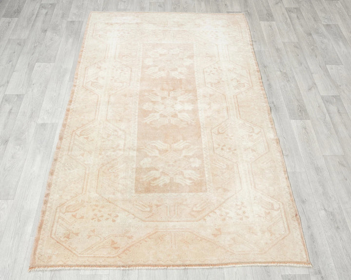 Beige Turkish Oushak Rug 4' 1" x 6' 2" Hand-Knotted | No. VR69101