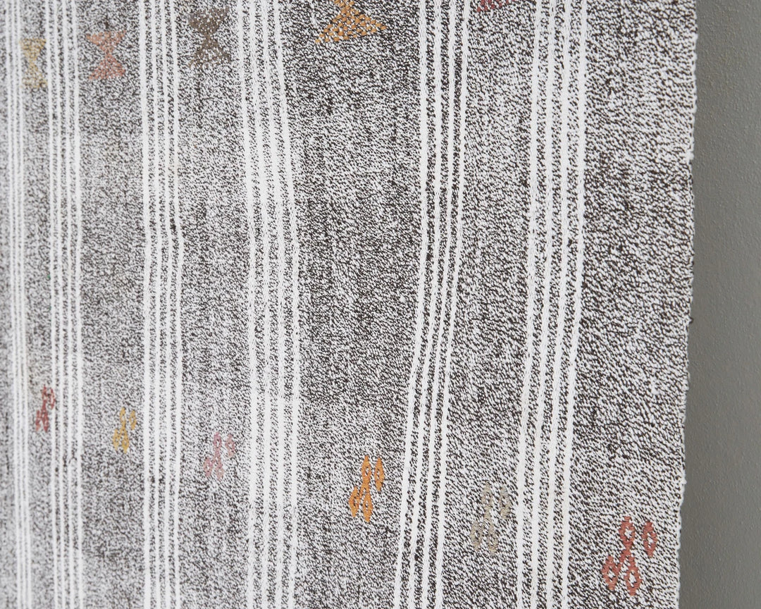 Gray Kilim Rug 6' 4" x 8' 10" | No. VR69120