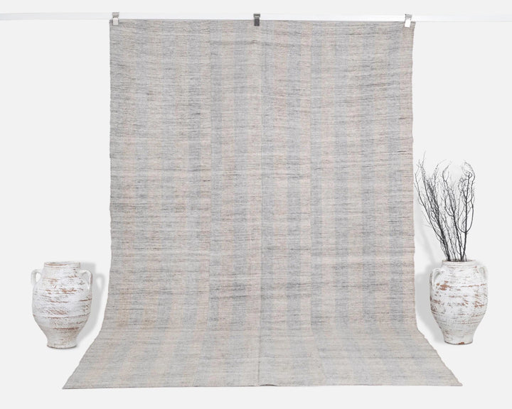 Faded Kilim Rug 6' 2" x 9' 8" | No. VR69239