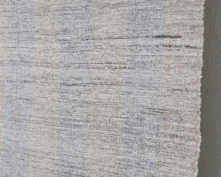 Faded Kilim Rug 6' 2" x 9' 8" | No. VR69239