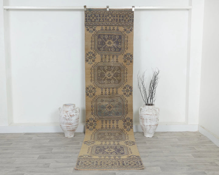 Beige Runner Rug 2' 7" x 10' 10" | No. VR69376