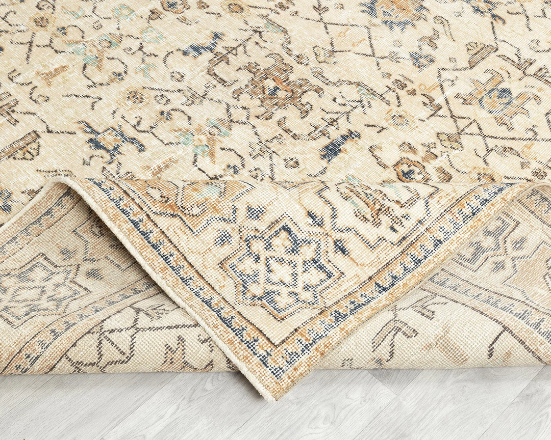Multicolor Turkish Oushak Rug 6'9" x 9'9" Hand-Knotted field