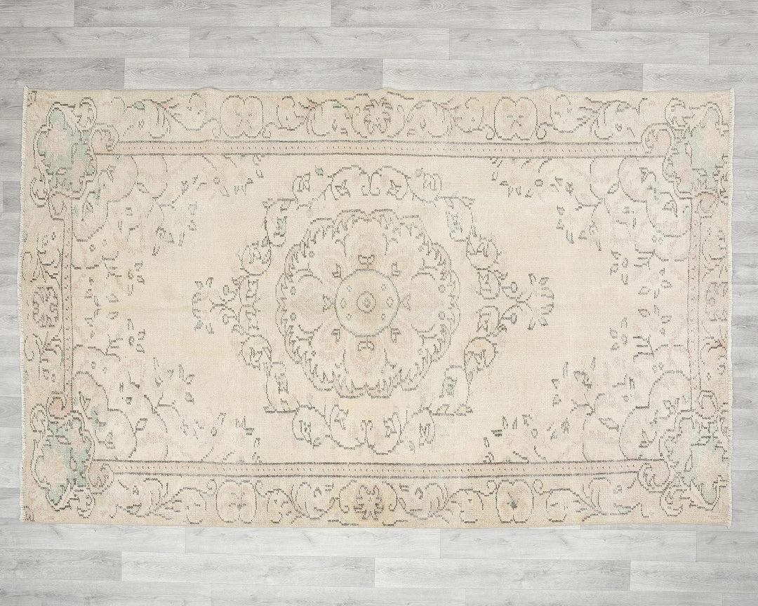 Beige Turkish Oushak Rug 5'10" x 9' Hand-Knotted | No. VR69801