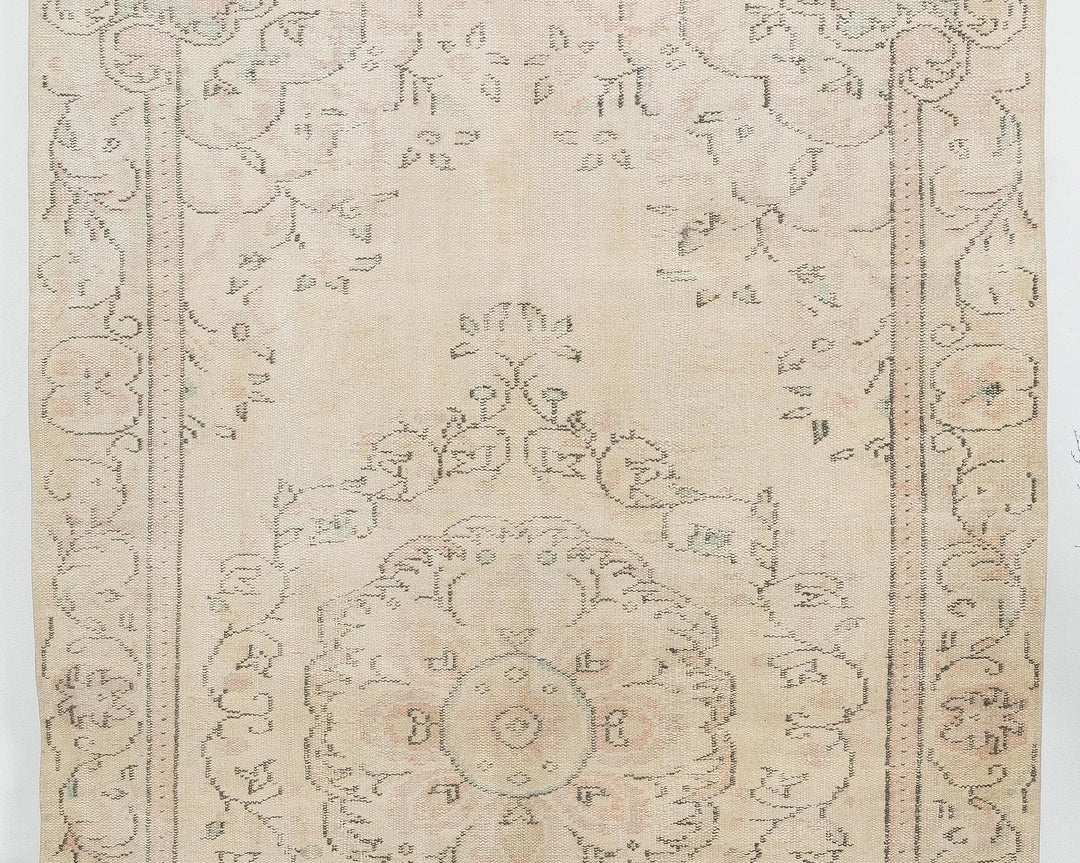 Beige Turkish Oushak Rug 5'10" x 9' Hand-Knotted | No. VR69801