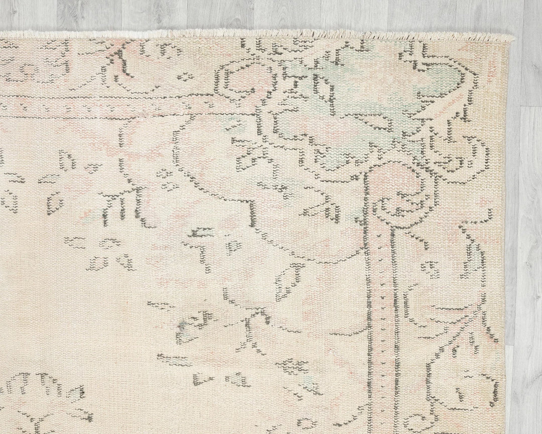 Beige Turkish Oushak Rug 5'10" x 9' Hand-Knotted | No. VR69801