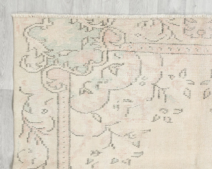 Beige Turkish Oushak Rug 5'10" x 9' Hand-Knotted | No. VR69801