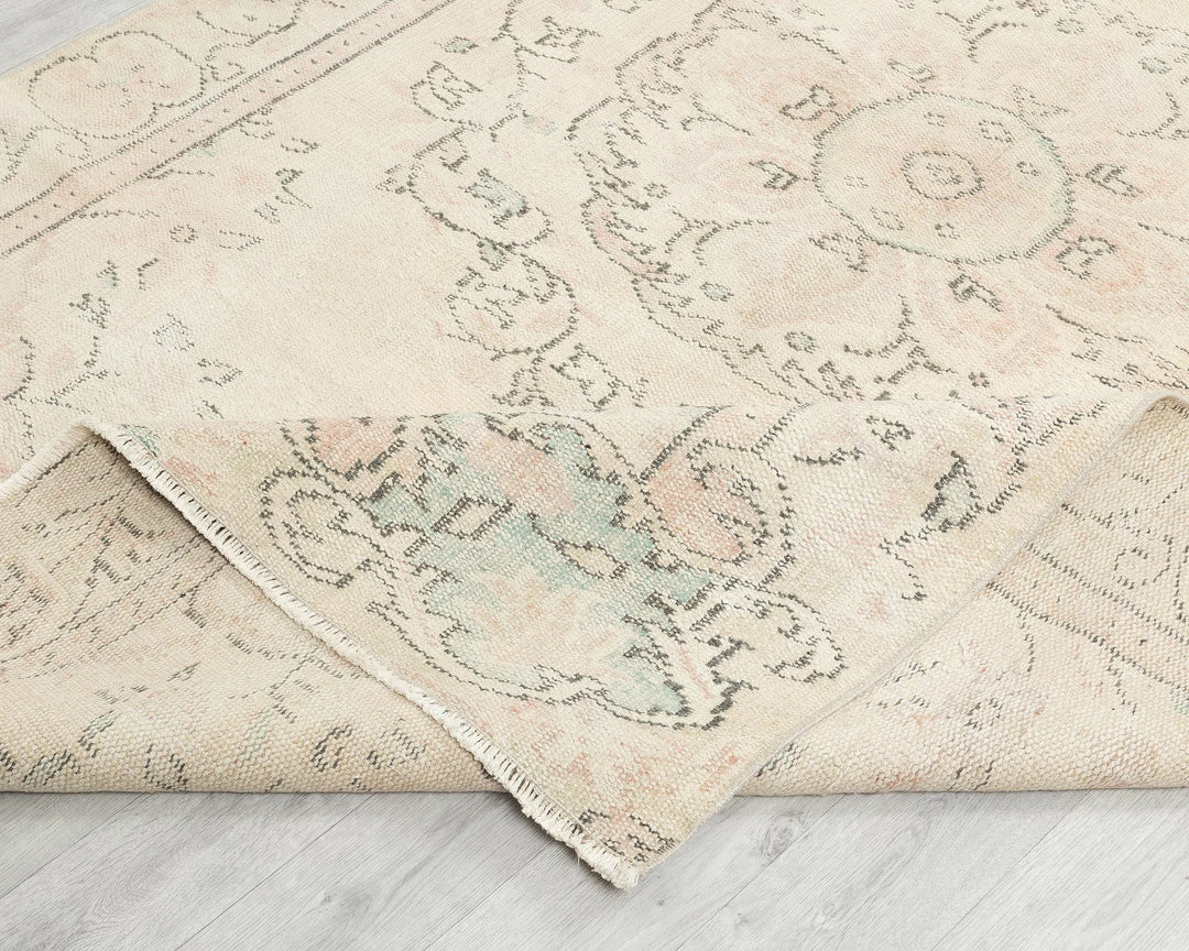 Beige Turkish Oushak Rug 5'10" x 9' Hand-Knotted | No. VR69801