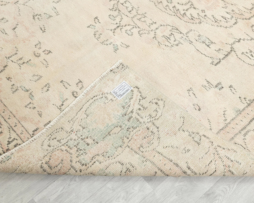 Beige Turkish Oushak Rug 5'10" x 9' Hand-Knotted | No. VR69801
