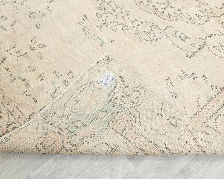Beige Turkish Oushak Rug 5'10" x 9' Hand-Knotted | No. VR69801