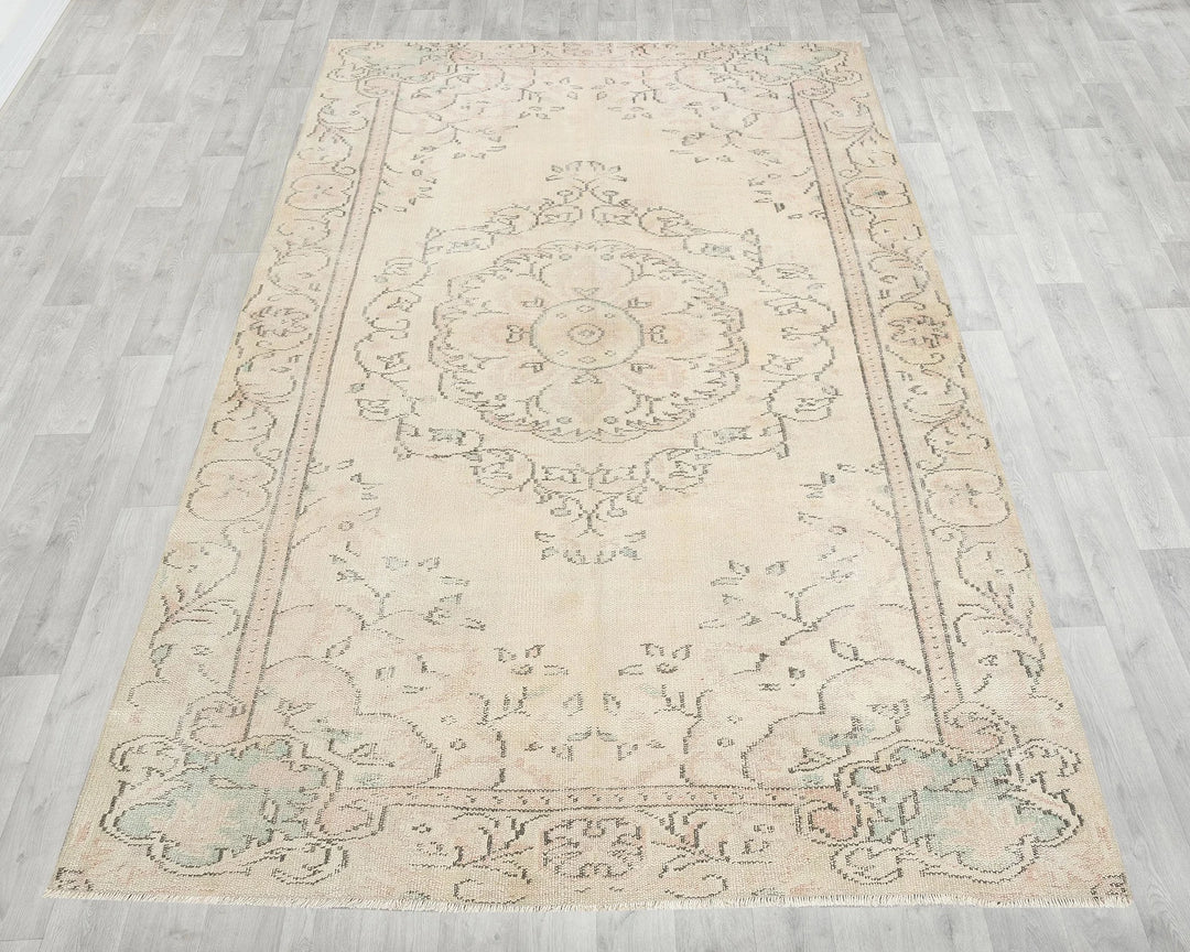 Beige Turkish Oushak Rug 5'10" x 9' Hand-Knotted | No. VR69801