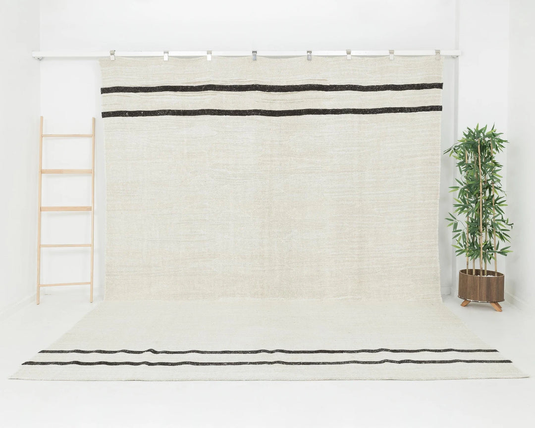 White Turkish Kilim Rug 9' x 11' 8" Flat-Weave | No. VR69805