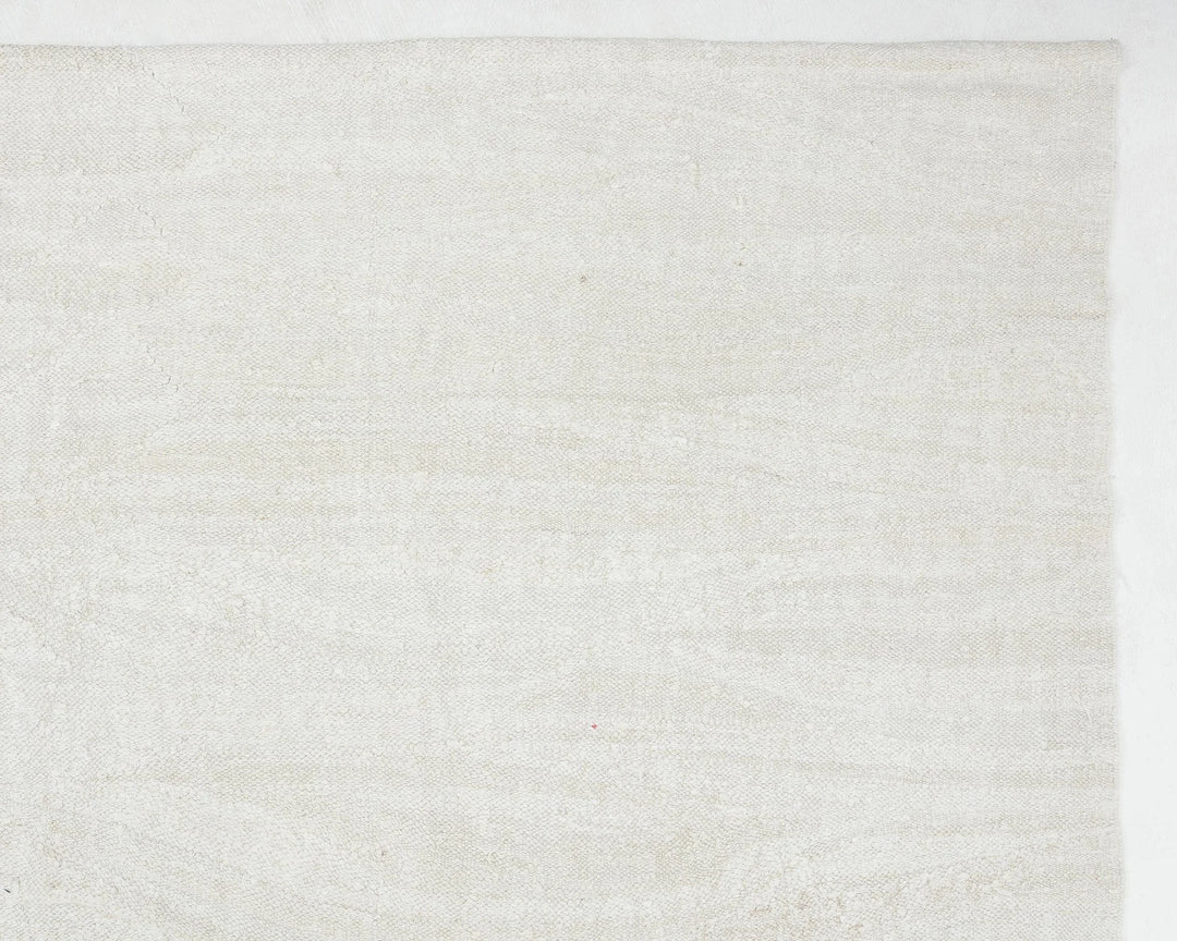 Ivory Kilim Rug 10' 1" x 13' | No. VR69913