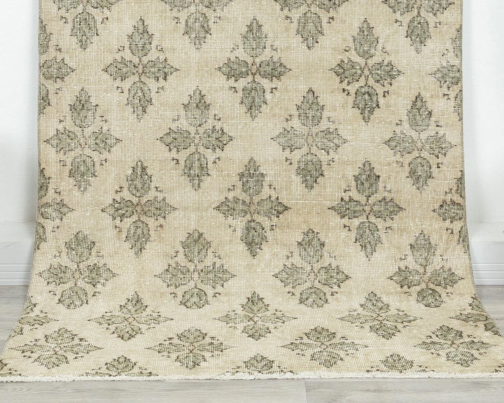 Multicolor Turkish Oushak Rug 6'10" x 7' Hand-Knotted | No. VR70337