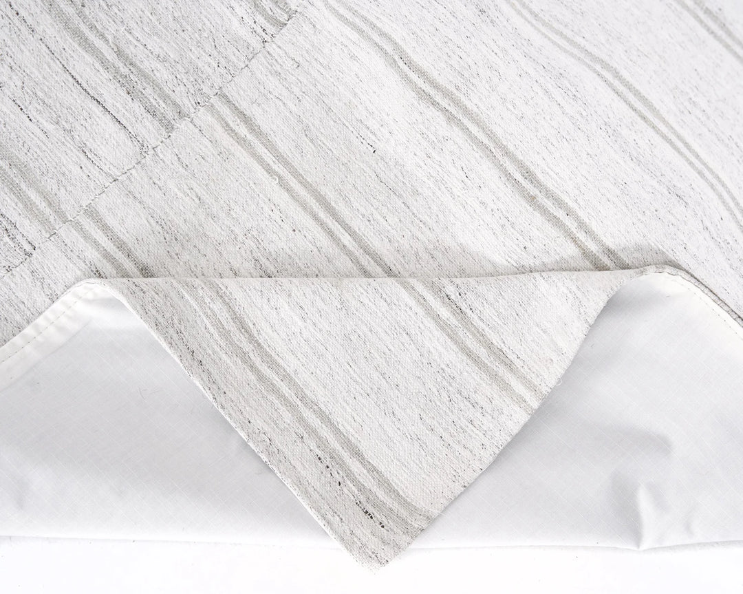 White Turkish Kilim Rug 5' 6" x 8' Flat-Weave | No. VR70551