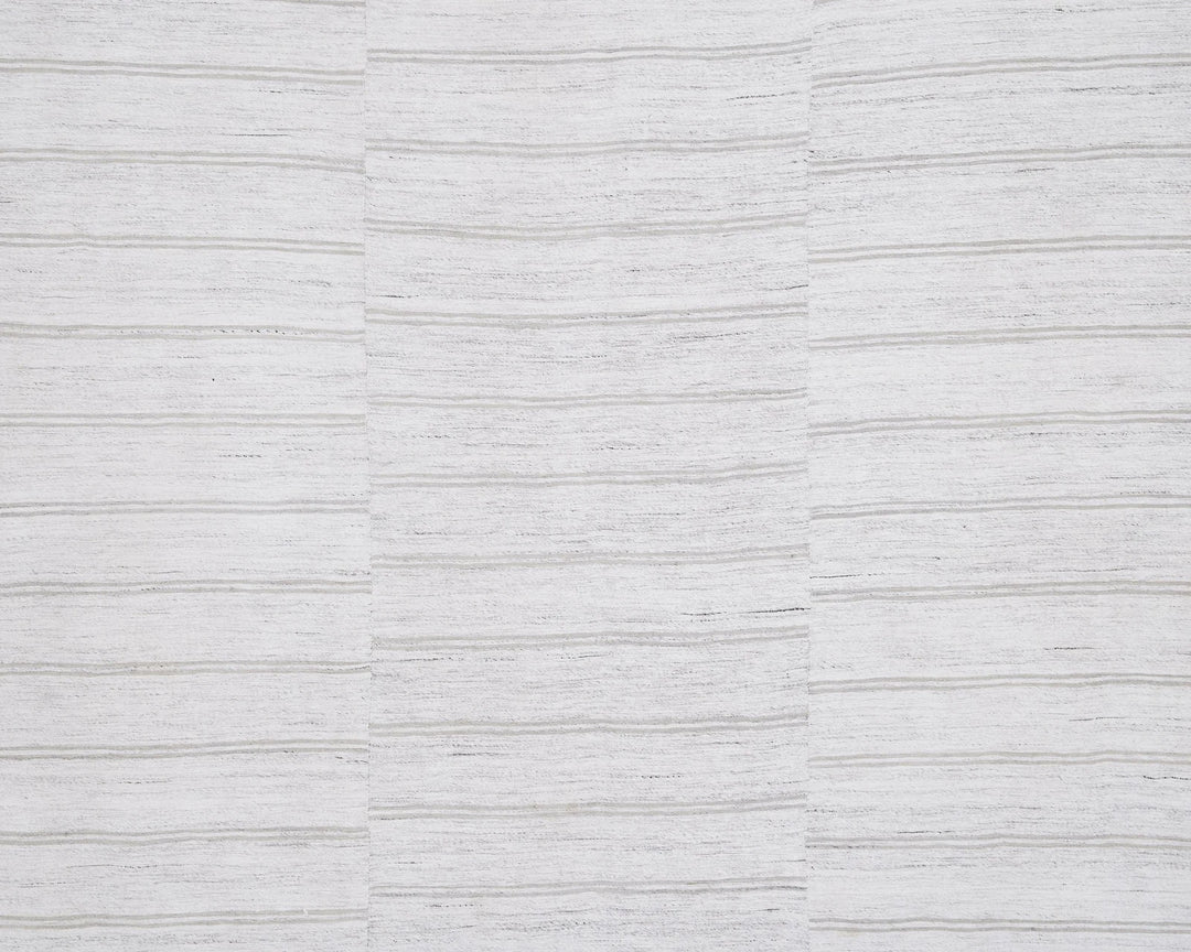 White Turkish Kilim Rug 5' 6" x 8' Flat-Weave | No. VR70551