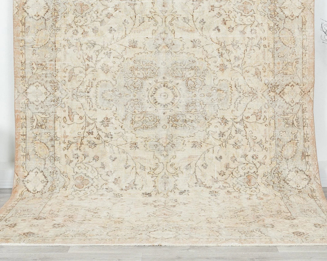Beige Turkish Oushak Rug 6' 3" x 9' 3" Hand-Knotted | No. VR70968