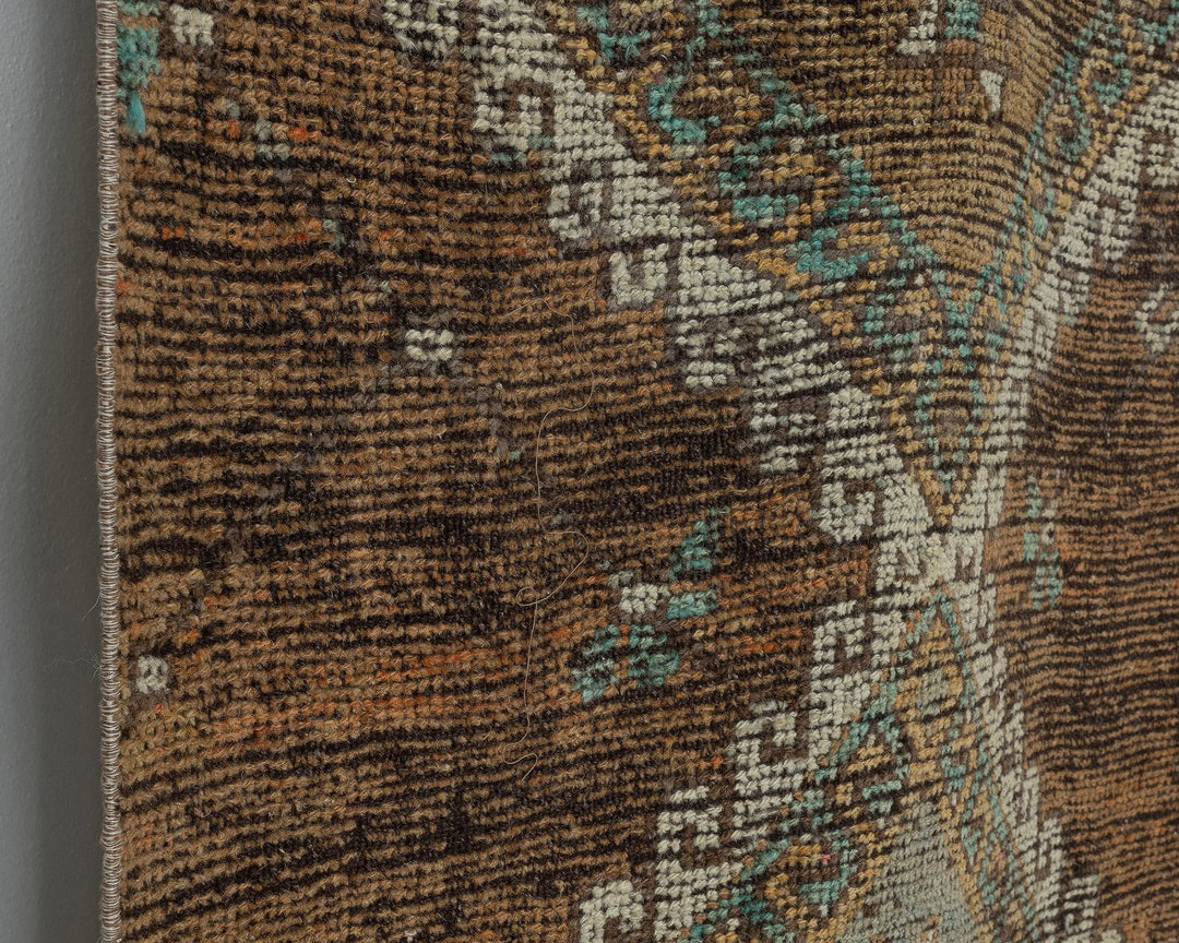 Brown Turkish Oushak Rug 2'11" x 9'8" Hand-Knotted close-up