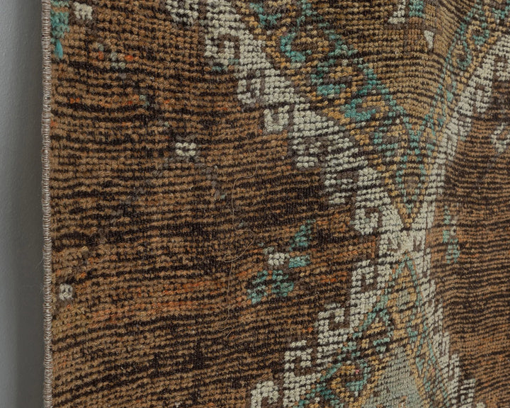 Brown Turkish Oushak Rug 2'11" x 9'8" Hand-Knotted close-up