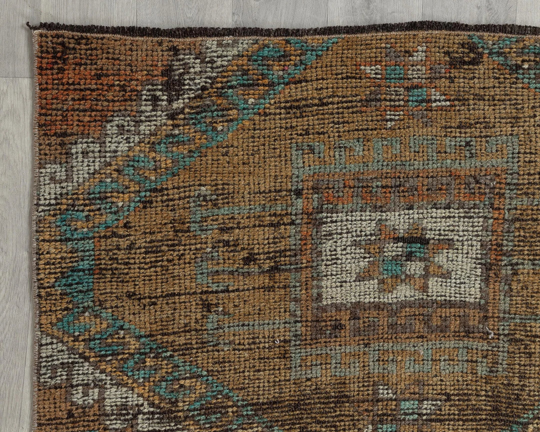 Brown Turkish Oushak Rug 2'11" x 9'8" Hand-Knotted border