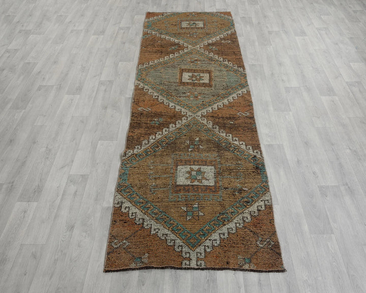 Brown Turkish Oushak Rug 2'11" x 9'8" Hand-Knotted reverse