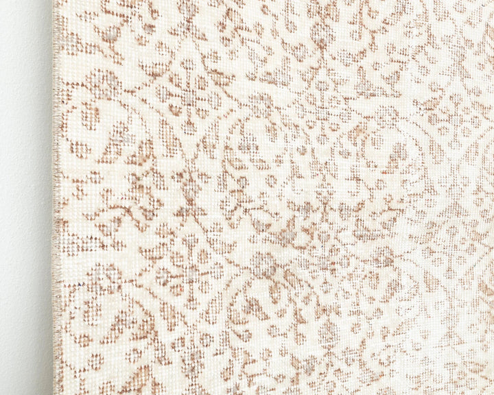 Beige Turkish Oushak Rug 8' 9" x 5' 3" Hand-Knotted | No. VR71165