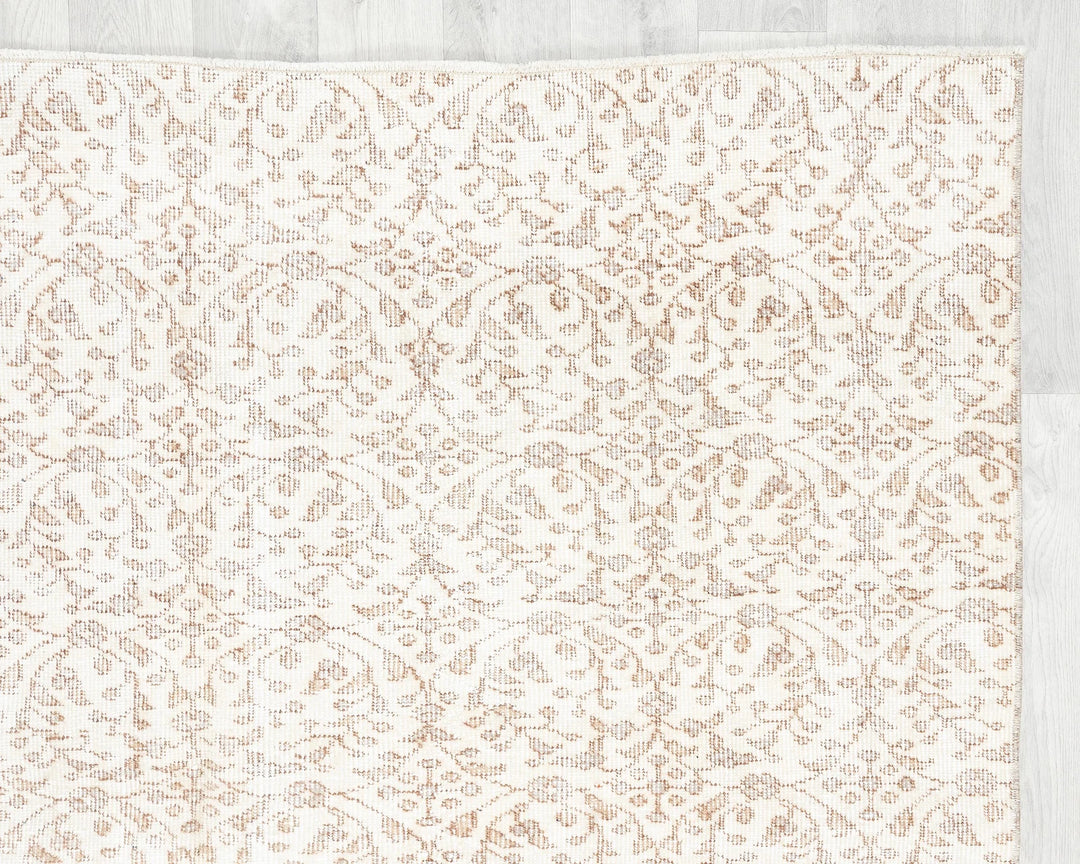 Beige Turkish Oushak Rug 8' 9" x 5' 3" Hand-Knotted | No. VR71165
