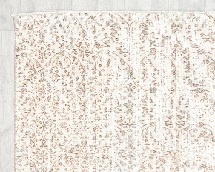 Beige Turkish Oushak Rug 8' 9" x 5' 3" Hand-Knotted | No. VR71165