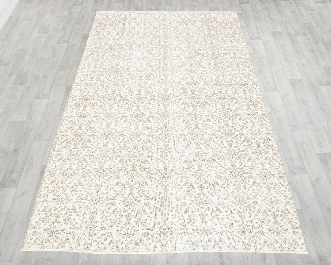 Beige Turkish Oushak Rug 8' 9" x 5' 3" Hand-Knotted | No. VR71165