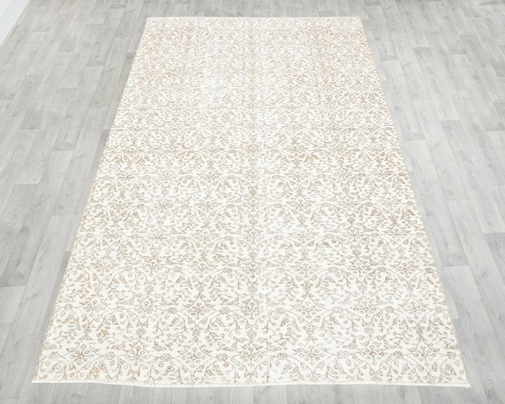 Beige Turkish Oushak Rug 8' 9" x 5' 3" Hand-Knotted | No. VR71165