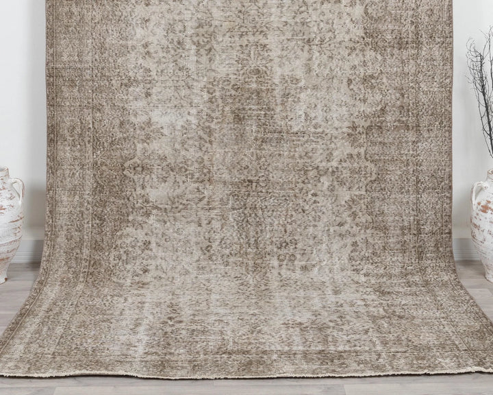 Beige Turkish Oushak Rug 7' x 10' Hand-Knotted | No. VR71340