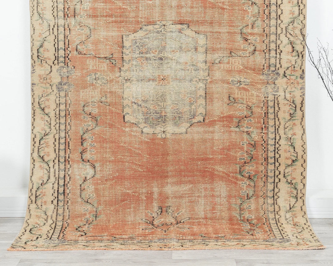 Orange Oushak Rug 5' 1" x 8' 1" | No. VR71819