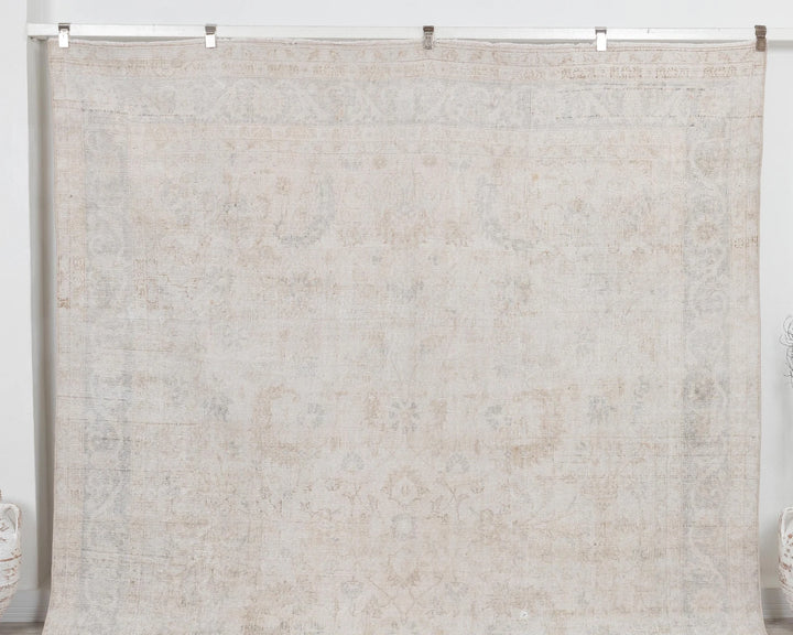 Beige Turkish Oushak Rug 8' 4" x 11' 6" Hand-Knotted | No. VR71909