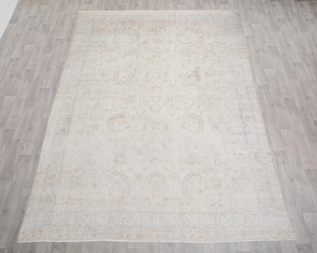 Beige Turkish Oushak Rug 8' 4" x 11' 6" Hand-Knotted | No. VR71909