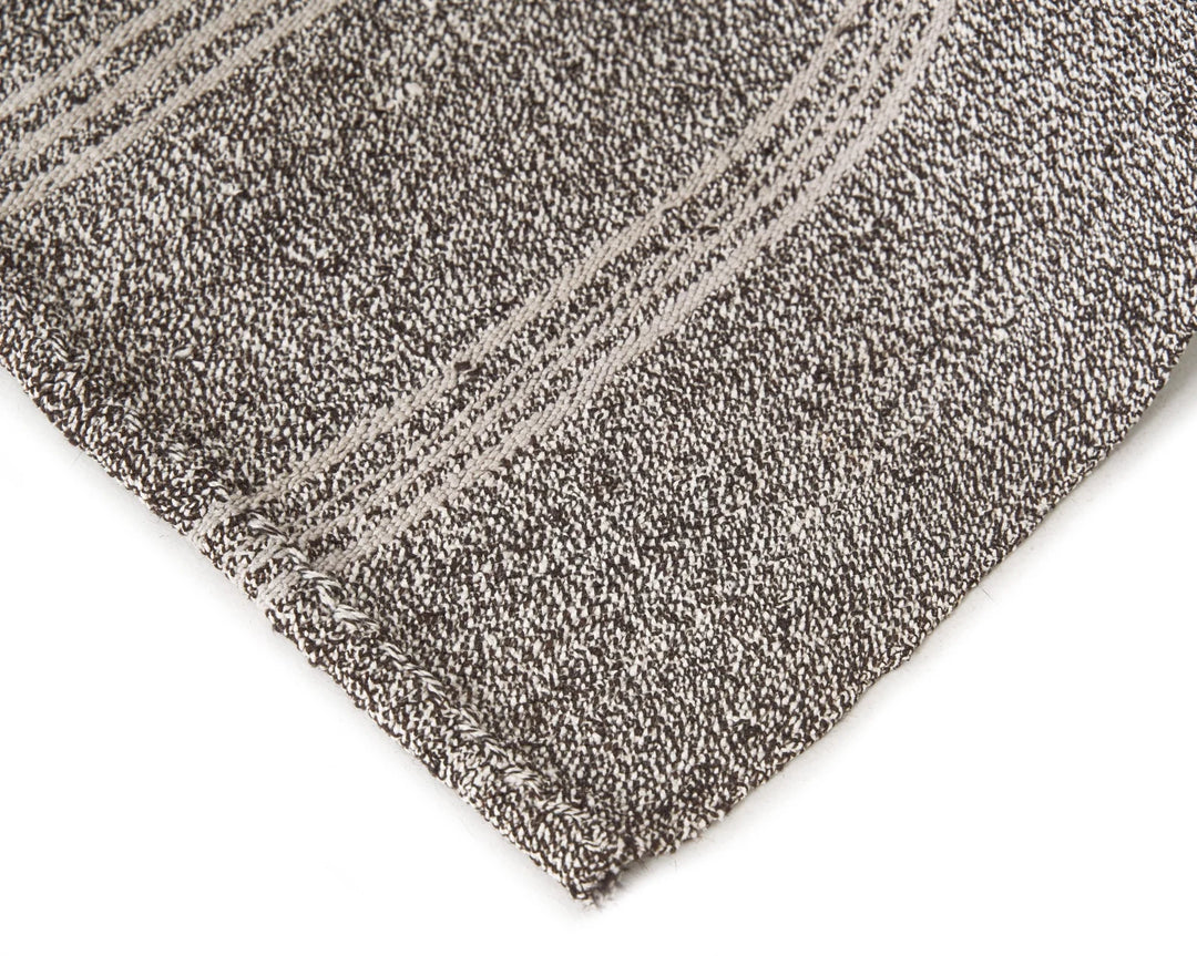 Gray Kilim Rug 5' 7" x 7' 5" | No. VR72065