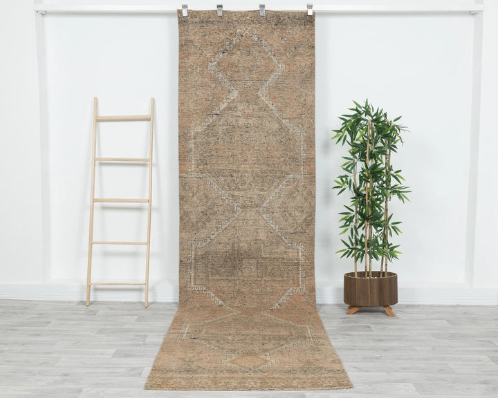 Beige Turkish Oushak Rug 3' 1" x 11' 1" Hand-Knotted | No. VR72140