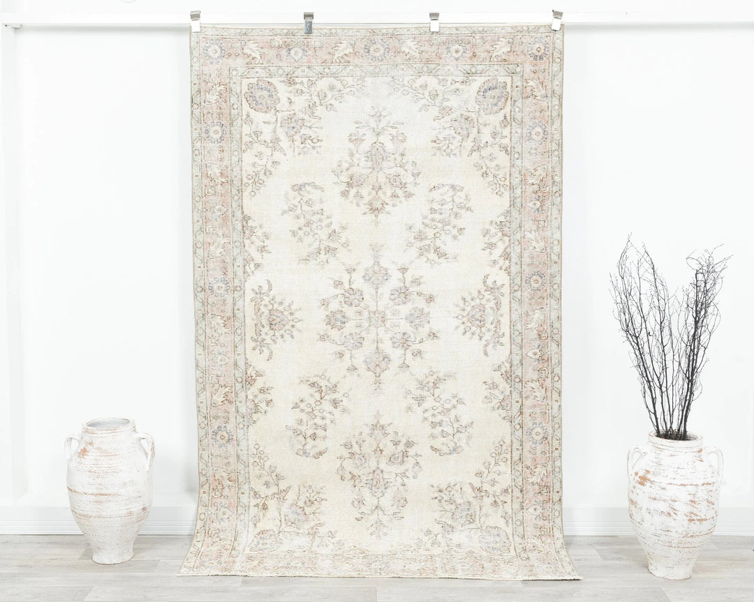 Beige Turkish Oushak Rug 4'10" x 7'8" Hand-Knotted | No. VR72171