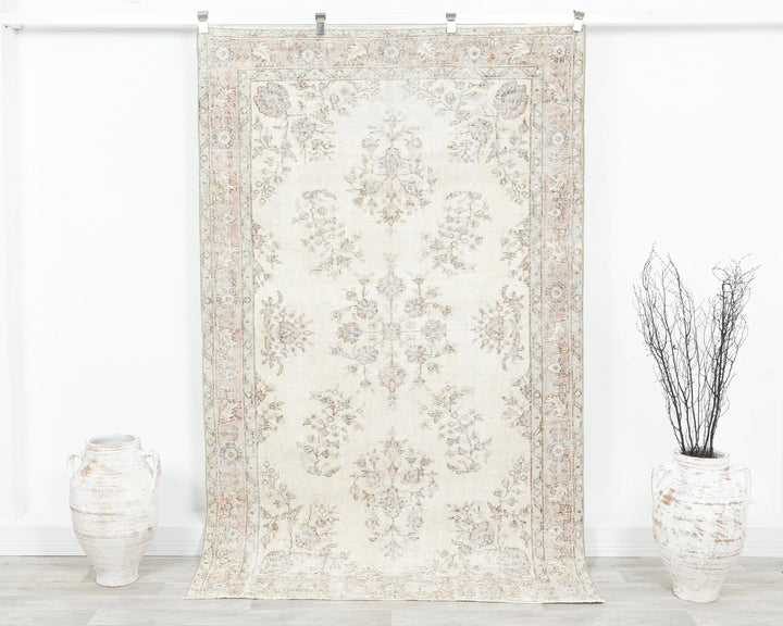 Beige Turkish Oushak Rug 4'10" x 7'8" Hand-Knotted | No. VR72171