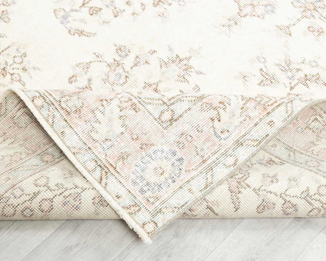 Beige Turkish Oushak Rug 4'10" x 7'8" Hand-Knotted | No. VR72171