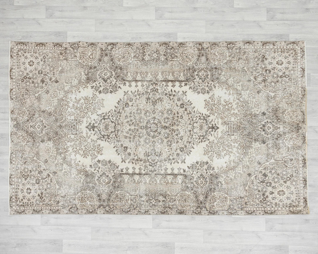 Multicolor Turkish Oushak Rug 8'9" x 5'5" Hand-Knotted | No. VR72347