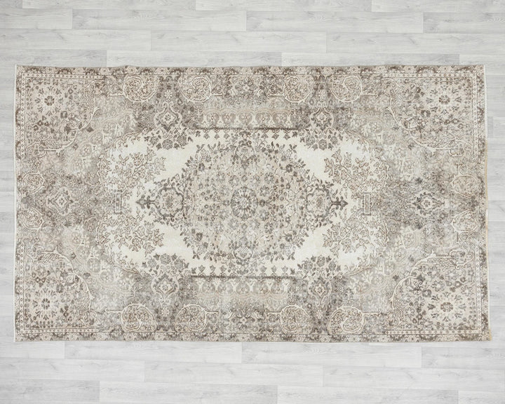 Multicolor Turkish Oushak Rug 8'9" x 5'5" Hand-Knotted | No. VR72347