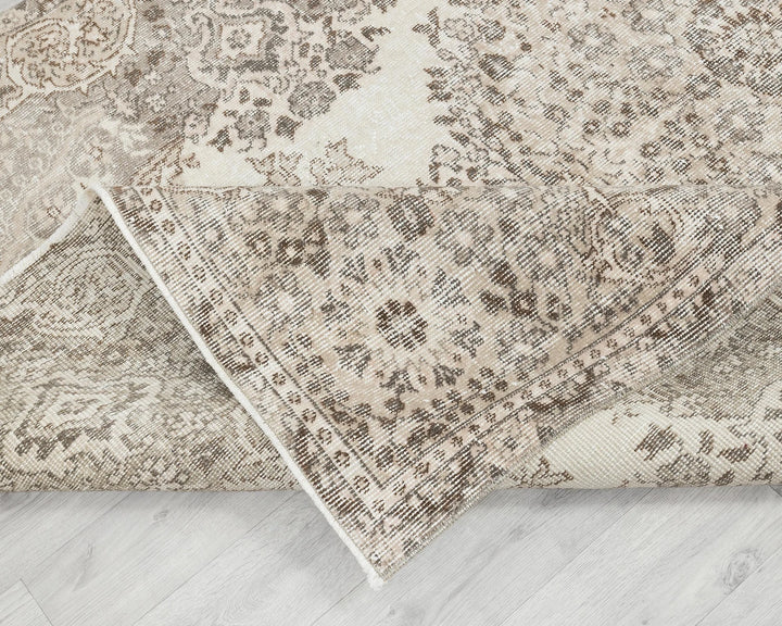 Multicolor Turkish Oushak Rug 8'9" x 5'5" Hand-Knotted | No. VR72347
