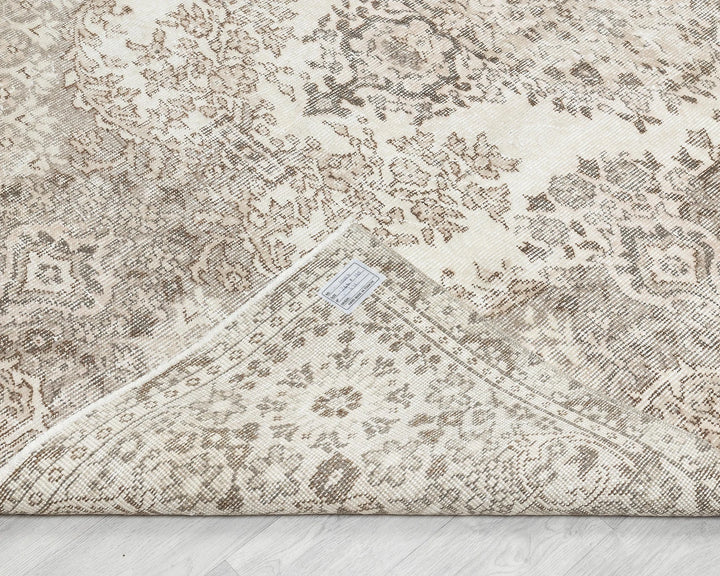 Multicolor Turkish Oushak Rug 8'9" x 5'5" Hand-Knotted | No. VR72347
