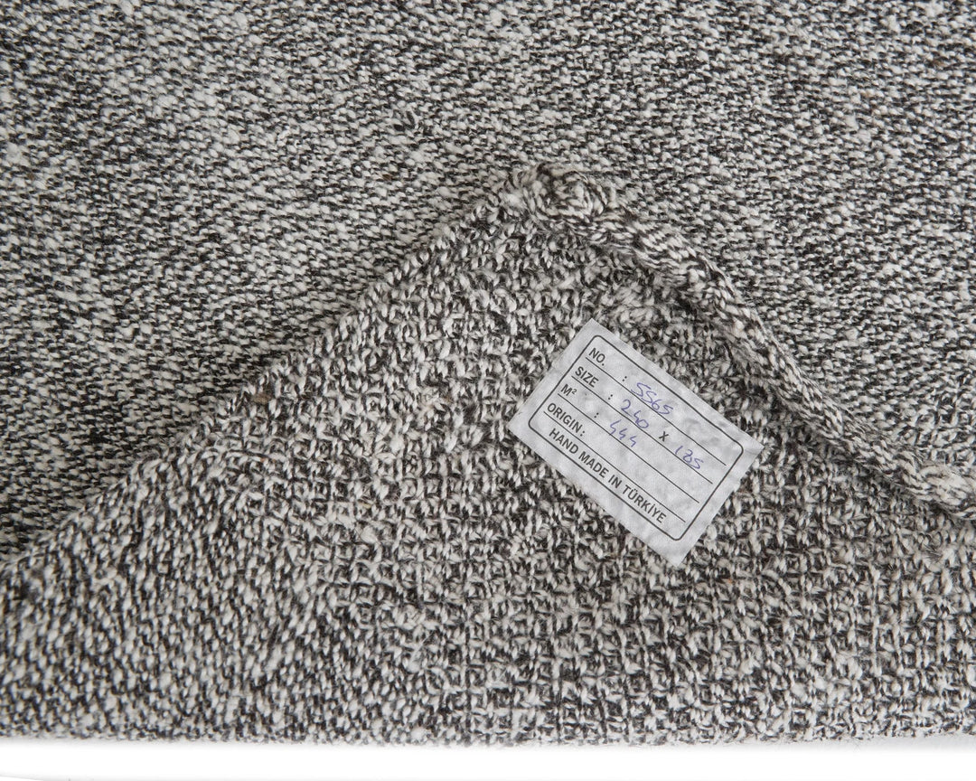Gray Kilim Rug 6' 1" x 7' 10" | No. VR72815